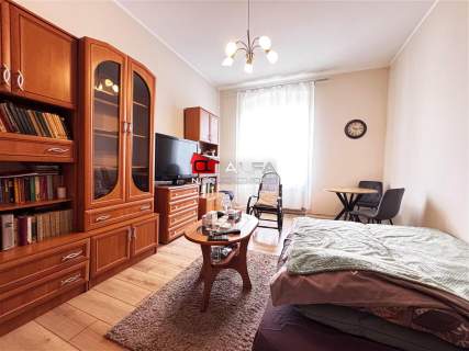 Przestronne 3-pokojwe na 2 piętrze w stylowej kamienicy