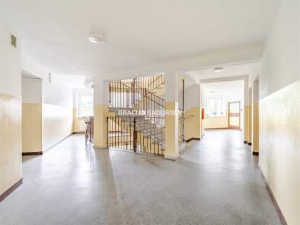 2-pokojowe mieszkanie z oddzielną kuchnią,balkon