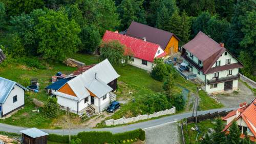 Dom w Koninkach w sercu Gorczańskiego Parku Narodowego