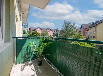 2 pokoje 1 piętro Balkon Komórka Złotniki
