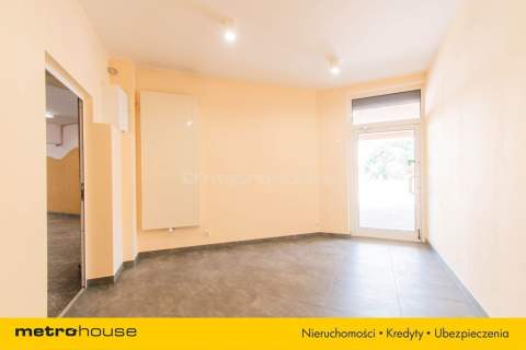 Lokal handlowo-usługowy 21,3 m Centrum 2 wejścia