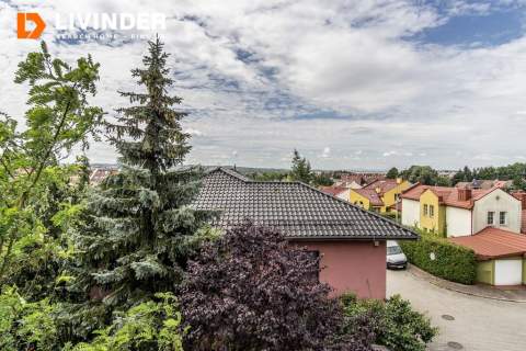 39 m 2 balkony Garderoba Kliny