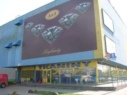 Małe biuro przy Placu Niepodległości