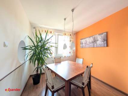 Dwupoziomowe mieszkanie 93,70 m z poddaszem ok 20 m 2 balkony...
