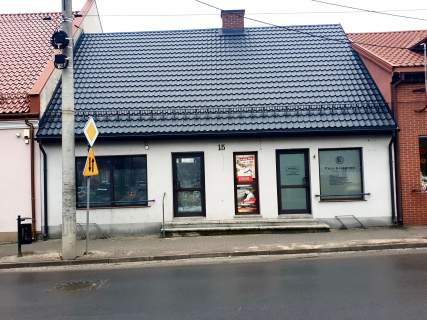Do wynajęcia lokal użytkowy z terenem zielonym, Szadek Rynek