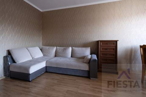 REZERWACJA z balkonem , umeblowane ,Bursztynowa 16