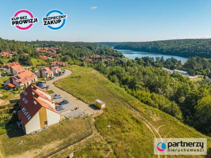 Skrajny prawy szereg Widok na jezioro