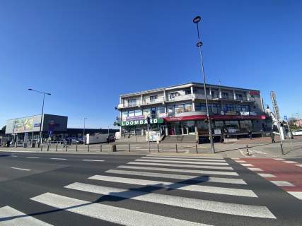 Doskonała lokalizacja obok McDonald  s parter