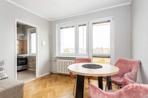Poznań, os. Przyjaźni przytulne dwupokojowe
