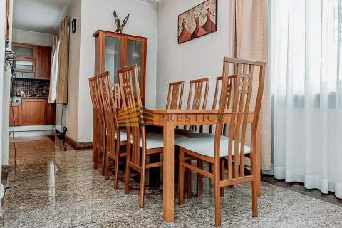Przestronny apartament w centrum miasta