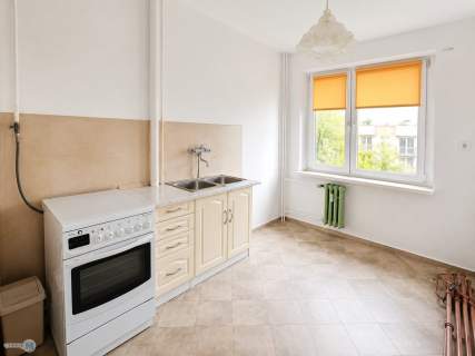 3 pokojowe mieszkanie os. Sady, balkon