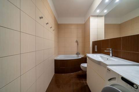 4 pokoje Garderoba Balkon z widokiem na zieleń