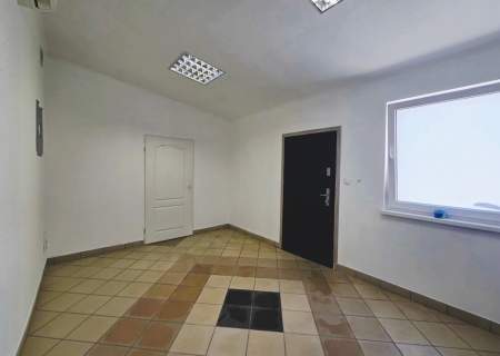 Lokal do wynajęcia 90mkw w Skoczowie