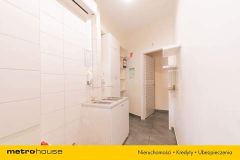 Lokal handlowo-usługowy 21,3 m Centrum 2 wejścia