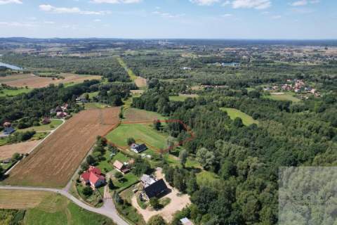 Działka pod zabudowę jednorodzinną - na sprzedaż