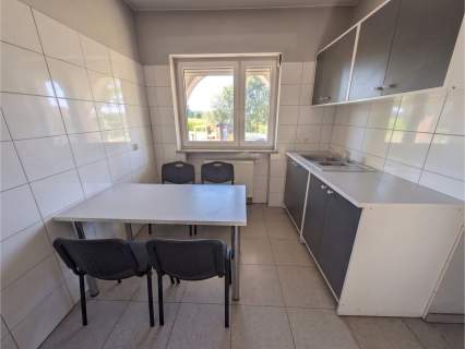Hale 283 m2 / 13 ar / produkcja / magazyn / biura / przy S8