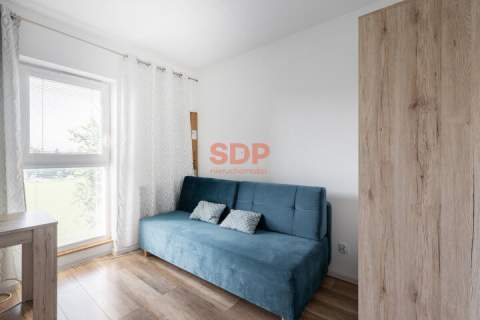 Nowe 2 pok. z osobną kuchnią i balkonem. Dożynkowa