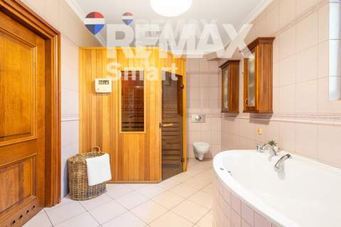 Dom/Henryszew/duża działka 1,11ha/prywatny staw