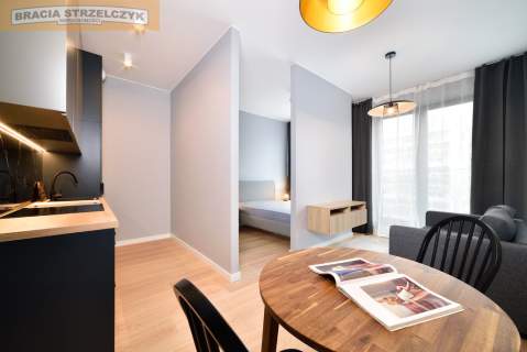 2 pokojowy apartament przy Al. Solidarności