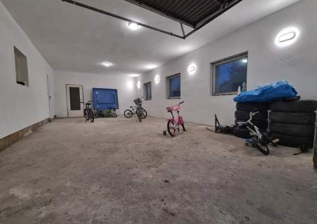 Dom na sprzedaż, 285 m2, Klaudyn