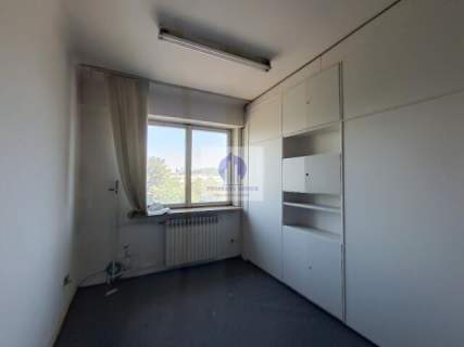 Włochy lokal biurowy 55,20m2 do wynajęcia
