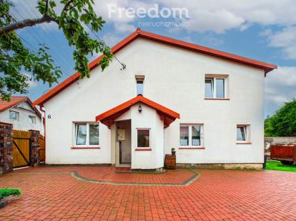 Dom w Bisztynku, ok. 85 m2 z działką i garażem