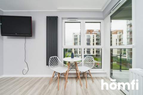 Klimatyzowane studio z balkonem ul. Wrocławska 