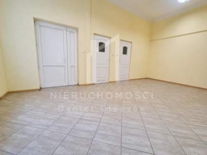 NA WYNAJEM LOKAL W JAŚLE - 54 M2- UL. RYNEK - IDEALNY NA BIURO,...