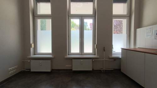 Prądnik Czerwony. Lokal na gabinety lekarskie.
