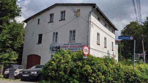 Okazja Przedwojenny dom 209 m Działka 1,04 ha
