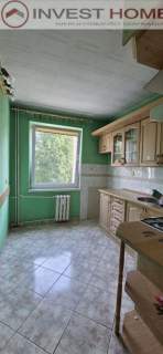 3 pokoje, balkon, piwnica,