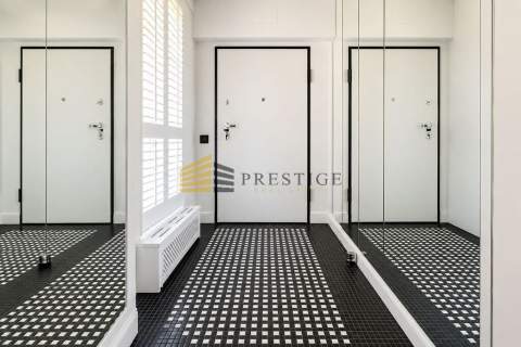 Qubik Mokotow prestige design security 24/7