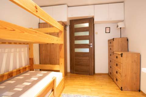 Wygodne i ciche mieszkanie z balkonem