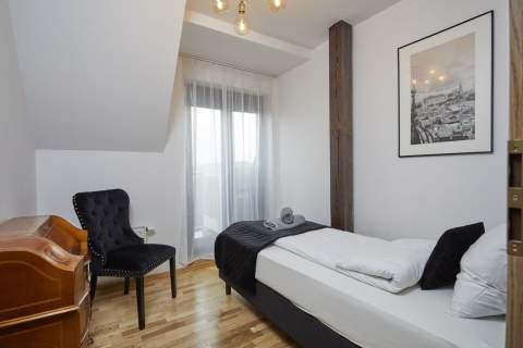 APARTAMENT Z PANORAMĄ NA MIASTO - MIODOWA