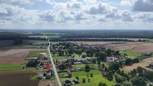 900m2 blisko lasy woda prąd w granicy prostokąt