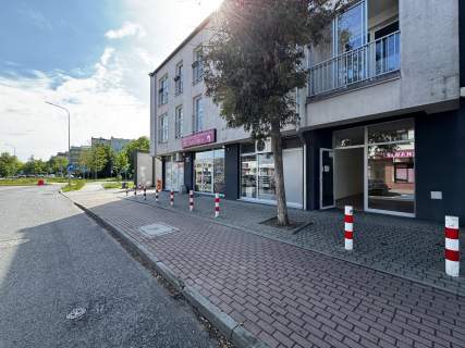 Lokal usługowo-biurowy w centrum Nowego Dworu Mazowieckiego