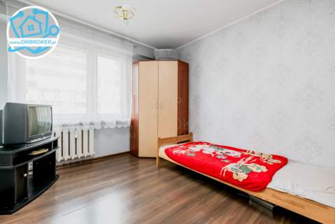 3 oddzielne pokoje w bloku z windą