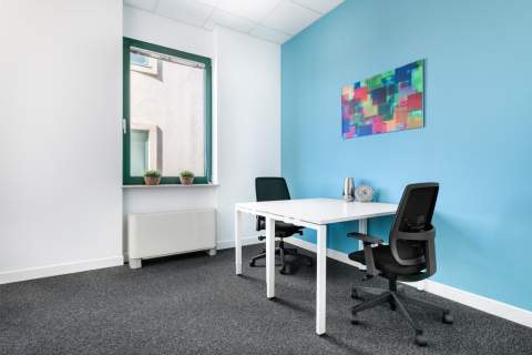 Przestrzeń do pracy dla 3-4 osób w Regus Zana