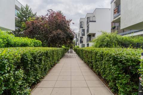 Osiedle klasyków - cisza i zieleń - 2 balkony 25m2