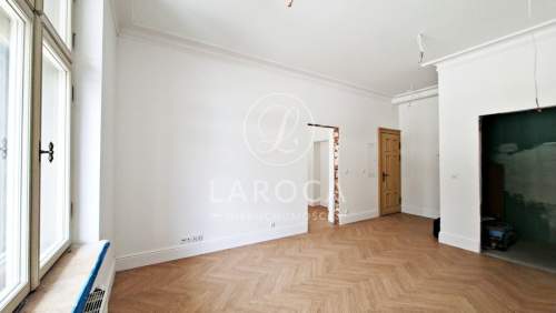  Apartament w najpiękniejszej kamienicy , parter