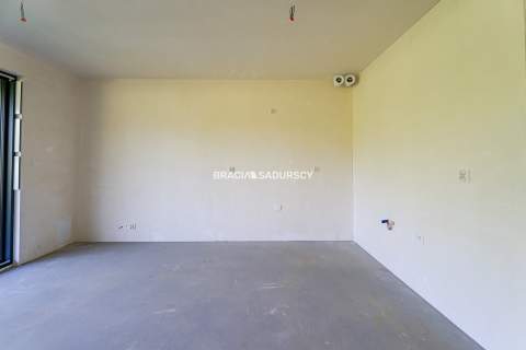 3pokoje,50m2,nowe budownictwo,2 ogródki,m.postojow