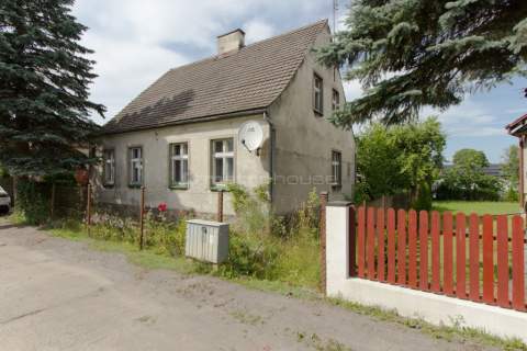 DOM WOLNOSTOJĄCY w Barwicach - budynki gospodarcze