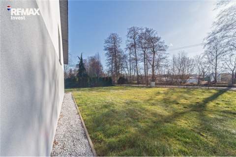 Połowa bliźniaka 140m2 z dużą działką