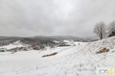 Widokowa działka inwestycyjna w Bieszczadach.