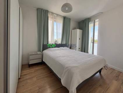 Eleganckie 3 pokoje z tarasem, podwójny garaż