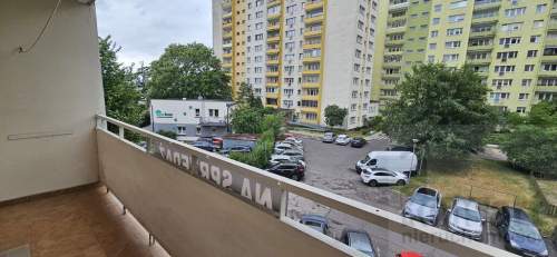 2 pokoje z dużym balkonem ul. Bat. Chłopskich