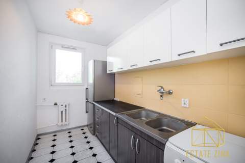 3 pokoje 48,3m2 balkon Kraków Os. Piastów