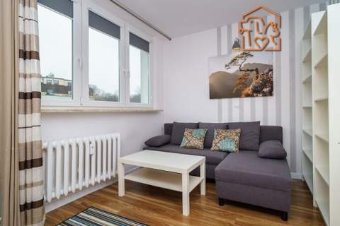 Rozkładowe 3 pokoje, pet-friendly- Stępińska 48/58