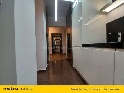 Apartament 64 m 3 minuty od metra Dw. Gdański