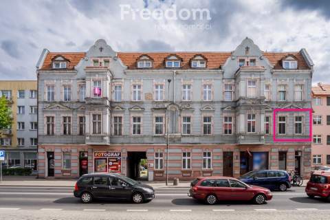 Przestronne mieszkanie 90 m w starej kamienicy